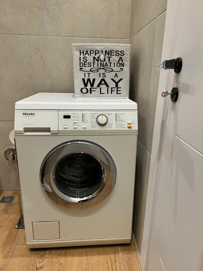 Pin Apartments Τίρανα Εξωτερικό φωτογραφία